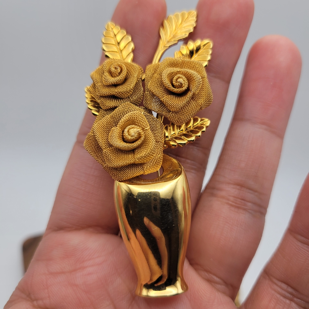 Vintage Gold Tone Floral Bouquet Brooch